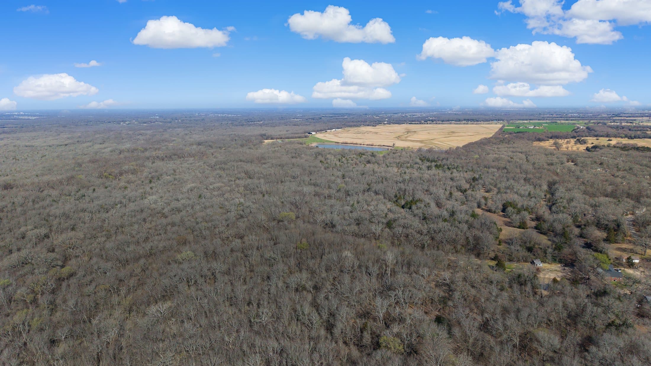 Aerial of the residence and surrounding production land at 752 CR 3103